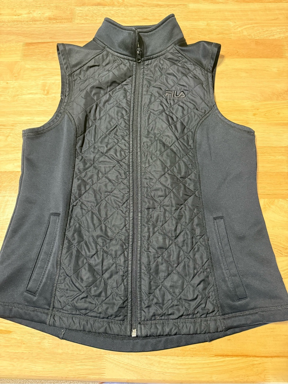 Fila Sport Black Quilted Performance Vest Women’s Size Medium Full Zip